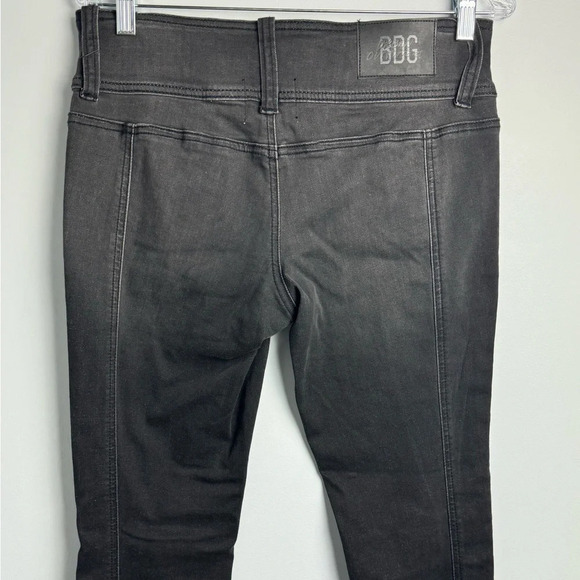 BDG Belted low rise flare Jeans size 28 - Picture 6 of 9